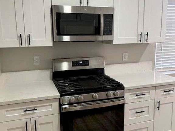 2nd image of 4066-4079 Normal St #4073