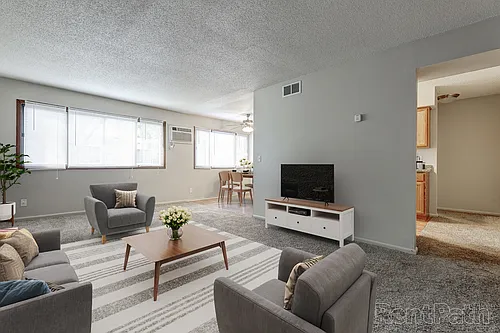 Nevada Apartments Photo 1