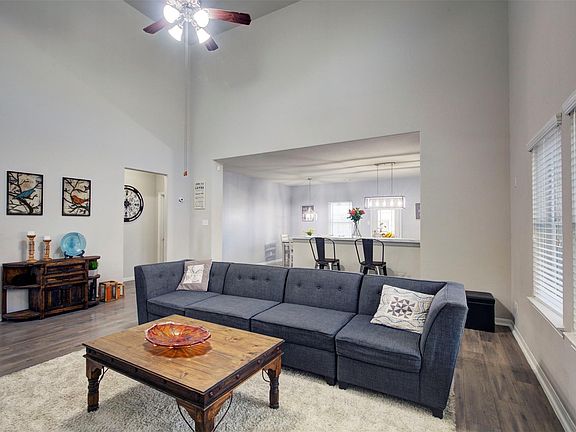 5th image of 4622 Crescent Lake Cir