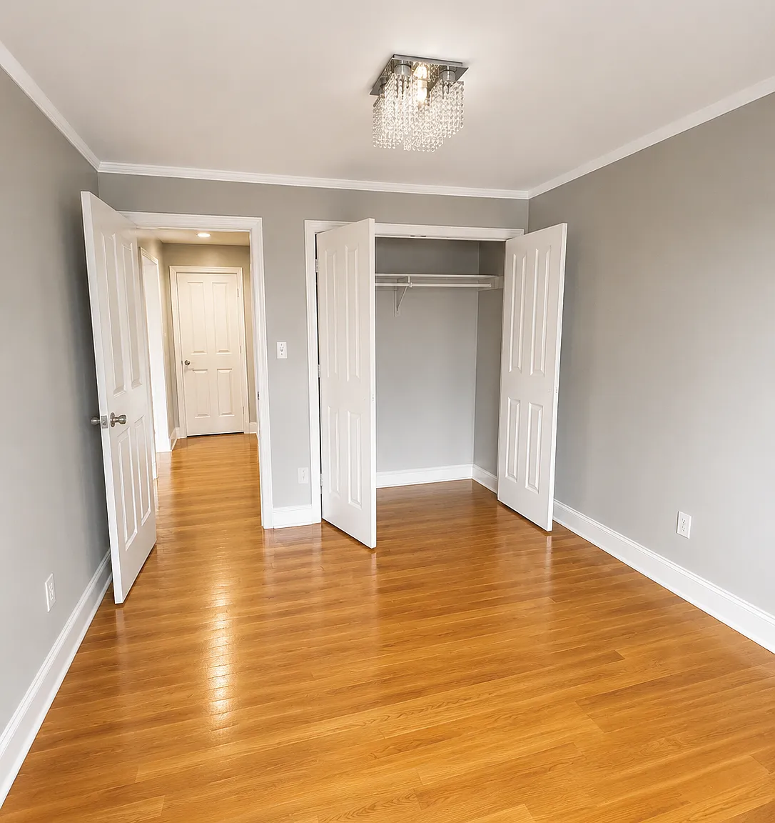 414 Halsey Street — Photo 4