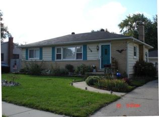 1338 Hawthorne Ave, Ypsilanti, MI 48198