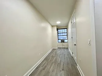 Rented by Moises Farhart, LREB