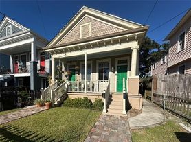 3817 Cleveland Ave, New Orleans, LA