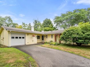 21 Bradford Rd, Natick, MA 01760