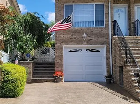 35 Cranford Ave, Staten Island, NY 10306