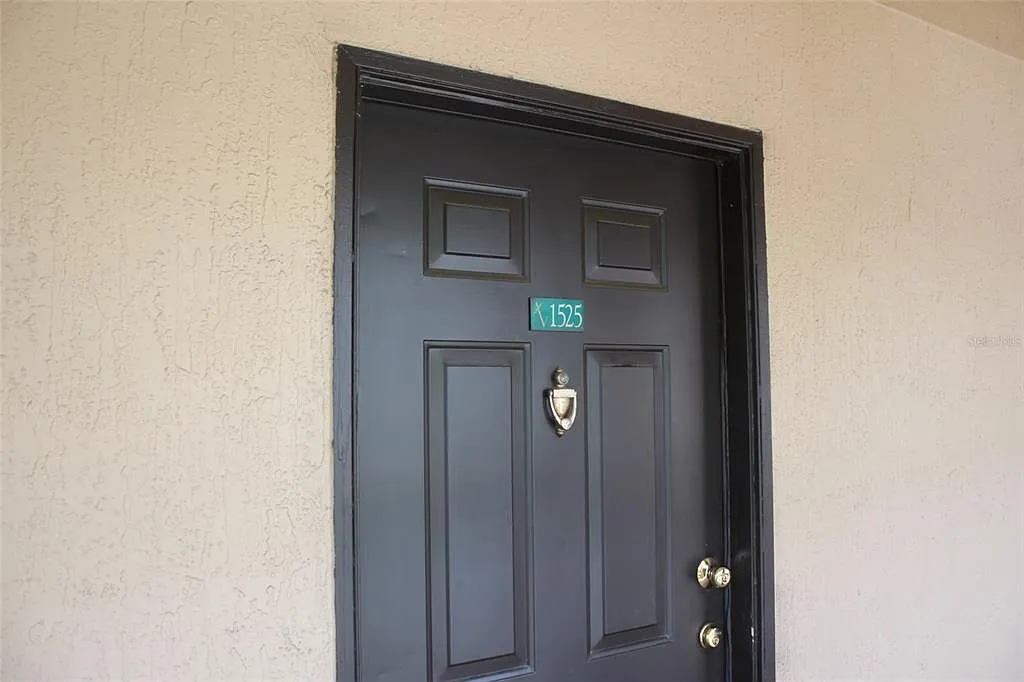 2 bed, 2.0 bath, 1020 sqft, $1,650 — Photo 2