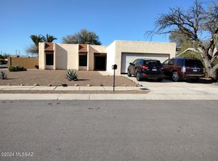 3350 W Chive Pl, Tucson, AZ 85741