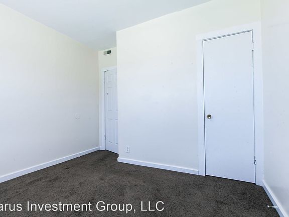 5th image of 6923 S Dante Ave APT 2