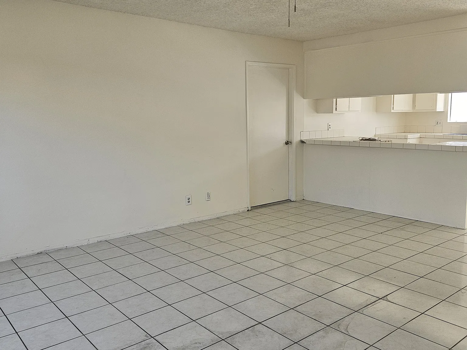 3 bed, $3,699 — Photo 3