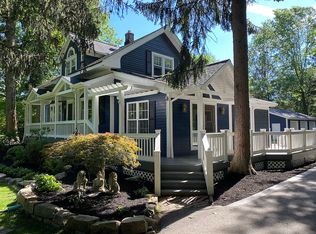 4590 Lander Rd, Orange, OH 44022