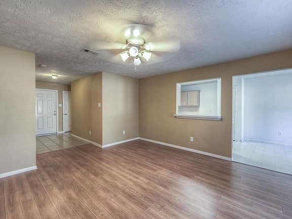2nd image of 12023 Belle Ct
