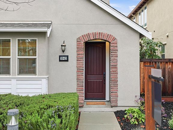 3rd image of 3042 Via Siena Pl