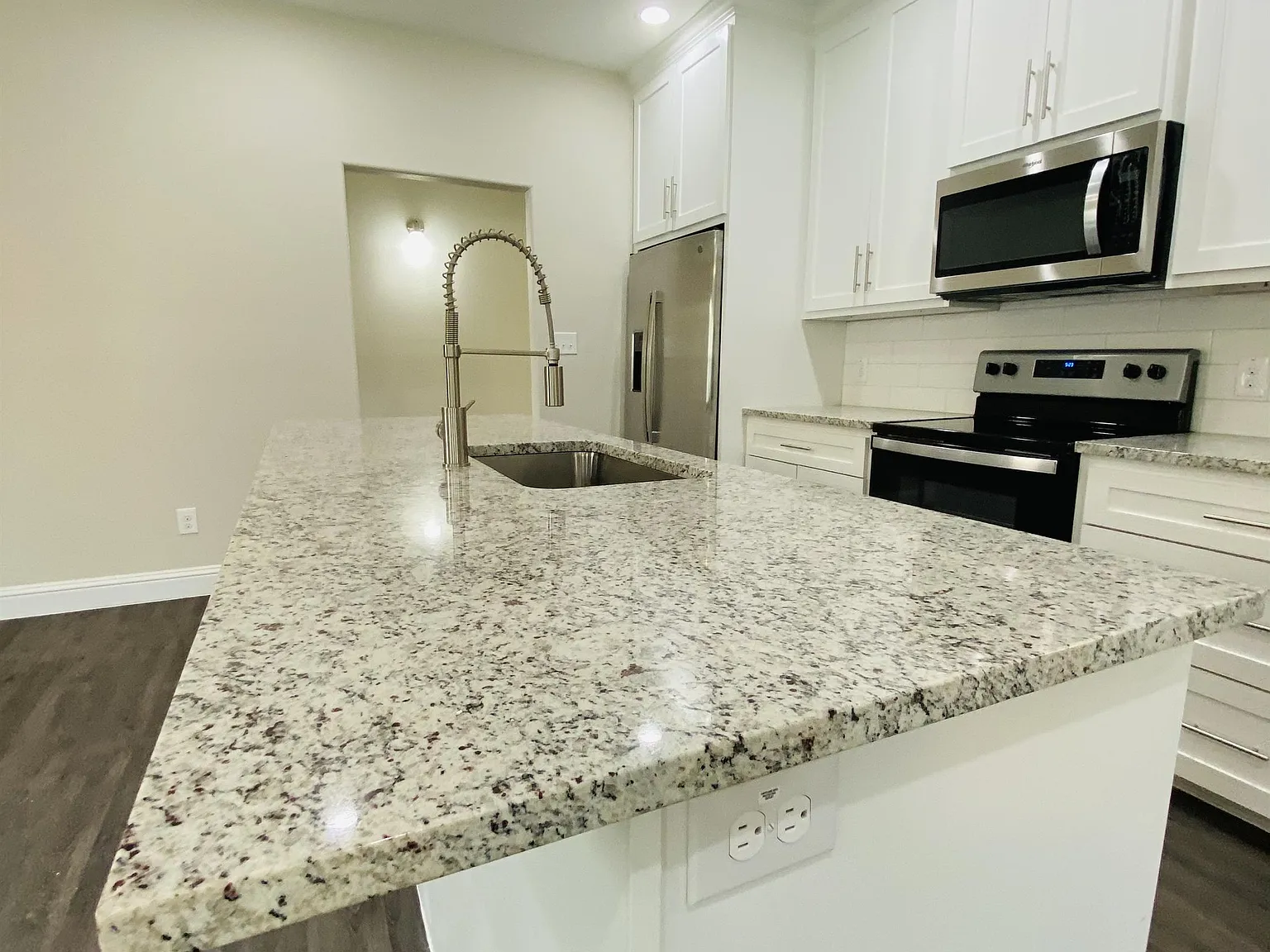 821 West Nelson Street, Denison, TX 75020 - 1 — Photo 4