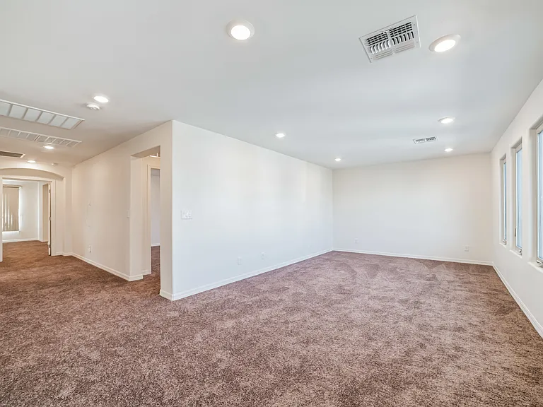 8350 Monroe Bay St — Photo 10