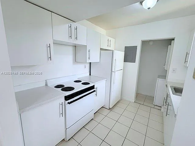 526 NW 114th Ave #201 — Photo 4