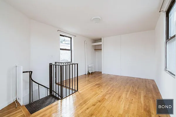 Rented by Bond New York | media 17