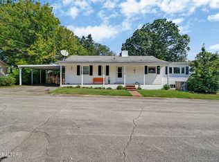 107 Townsend Rd, Oak Ridge, TN 37830