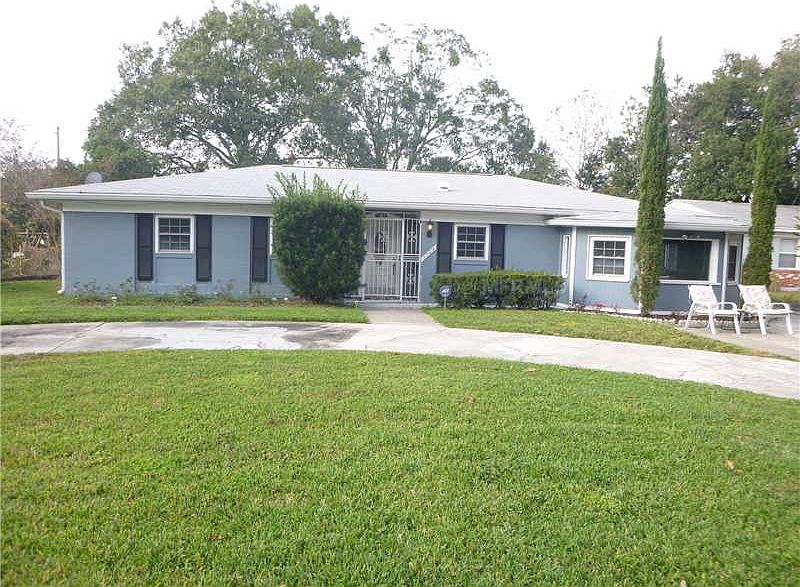 1st image of 7704 Meadowglen Dr