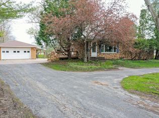 6822 Lakeshore Rd, Winneconne, WI 54986