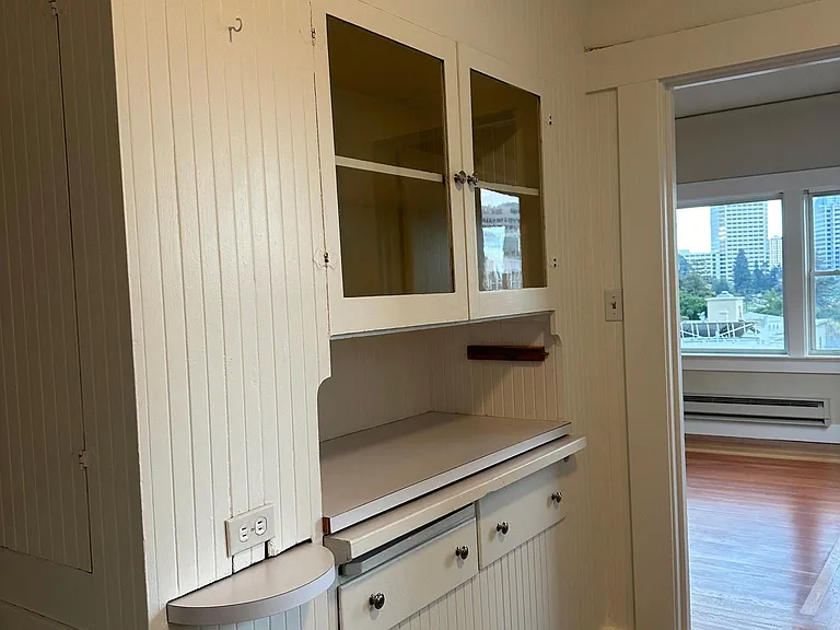 275 Park View Ter #7 — Photo 6