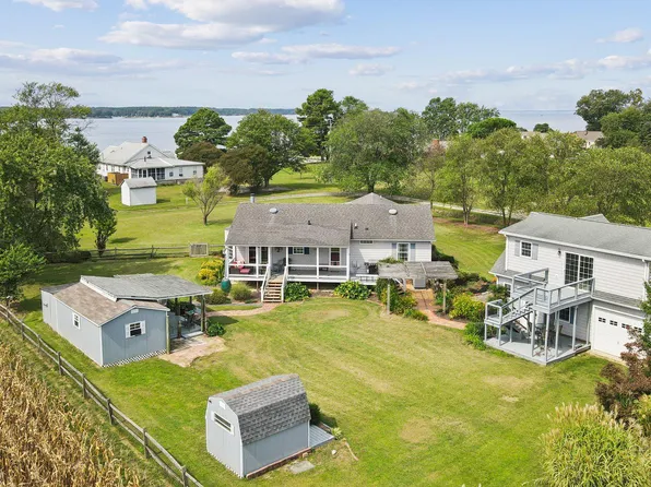 4387 Coles Point Rd, Hague, VA 22469