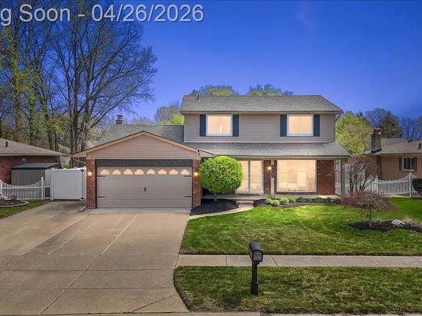 32080 Sherwood, Fraser, MI 48026