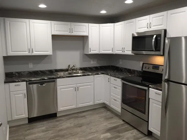 1204 1/2 W 13th St, Casper, WY 82604