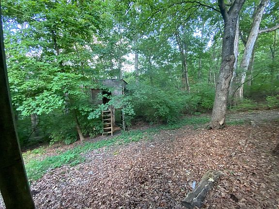 3rd image of 213 Briarcrest Ct #213