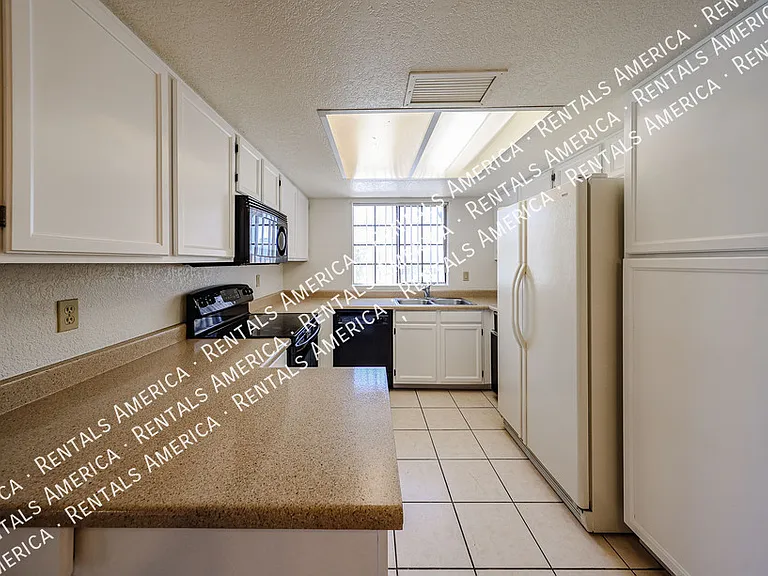 839 S Westwood St #290 — Photo 11