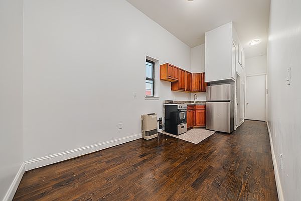 1st image of 163 Humboldt St #4H