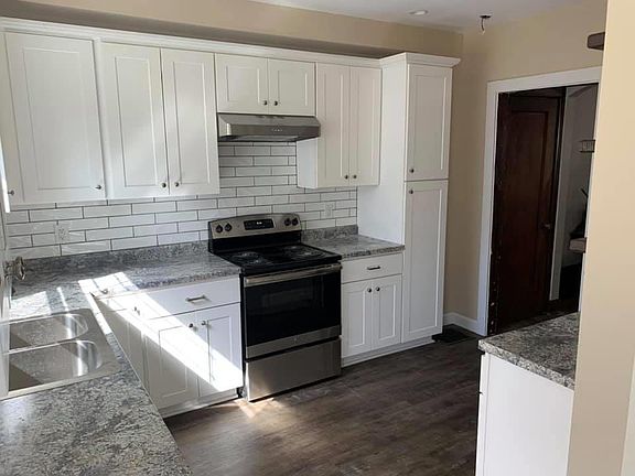 4th image of 5126 N College Ave