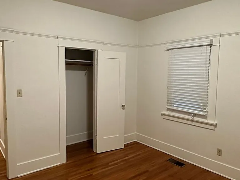 2446 India St — Photo 12
