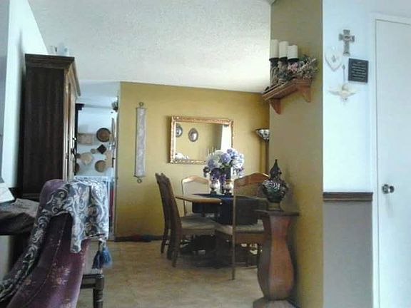 5th image of 14177 Deer Trail Ct