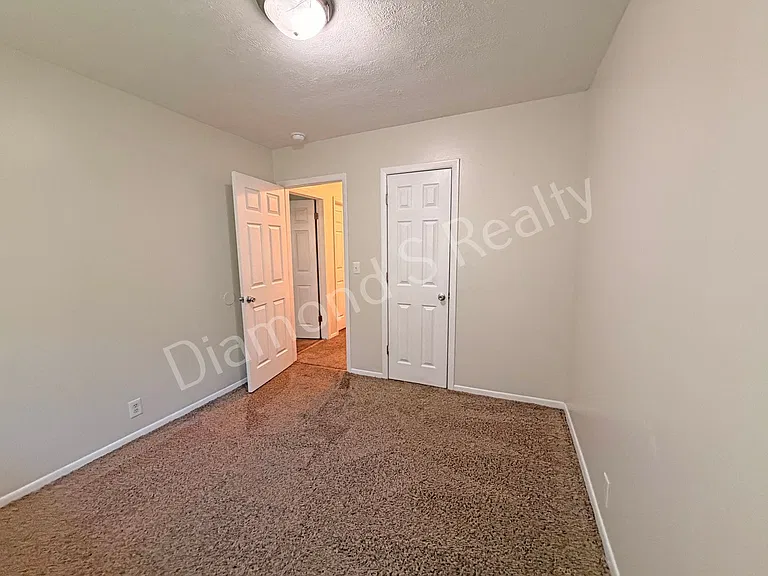 2930 E Lolo Trl — Photo 10