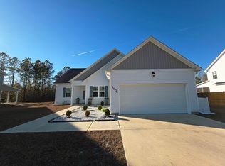1106 Carteret Manor Dr, Jacksonville, NC 28546