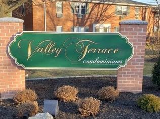 51 Hinchman Ave APT 2A, Wayne, NJ 07470