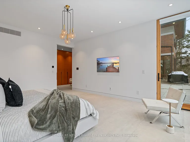 58 Timberlane Dr — Photo 19