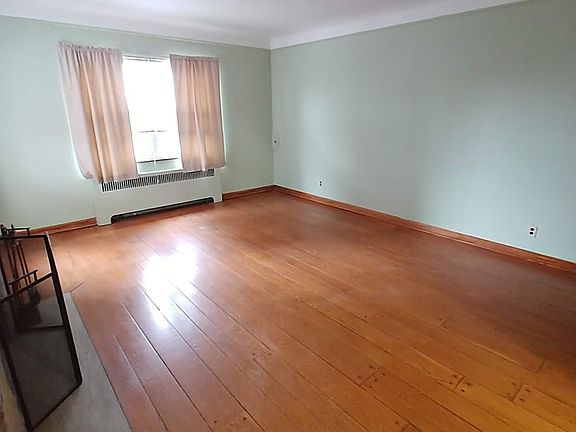 5th image of 1624 S Argyle Pl Unit 1