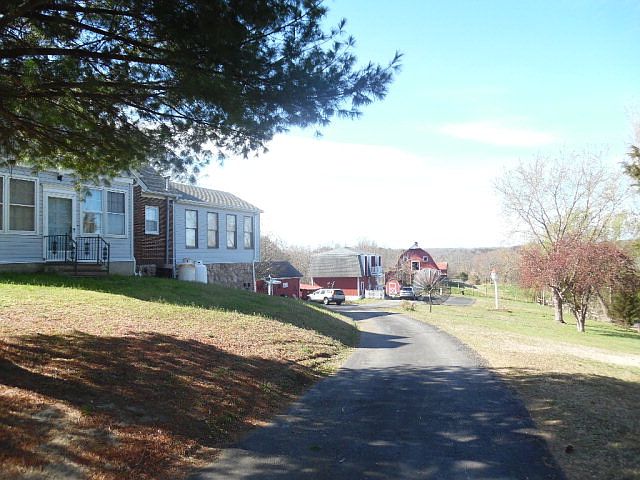 1st image of 1316 College Park Dr