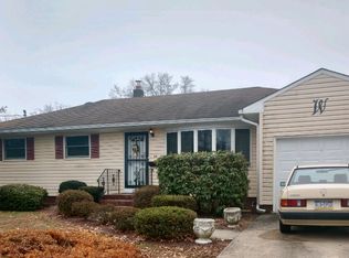 35 Walt Whitman Way, Hamilton, NJ 08690