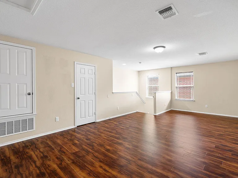 1244 Yellow Iris Rd — Photo 22