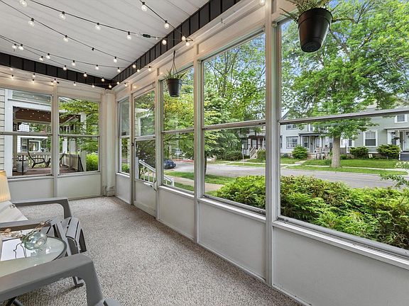 3rd image of 3331 N Bartlett AVENUE