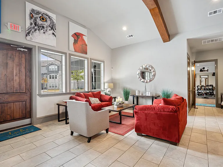 Lake Villas Apartments — Photo 17