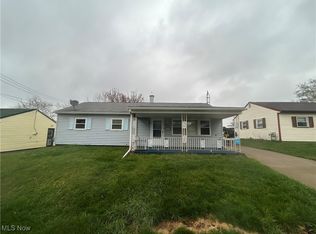 2424 McCartney Rd, Youngstown, OH 44505