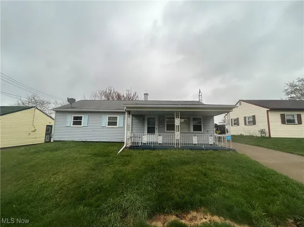 2424 McCartney Rd, Youngstown, OH 44505