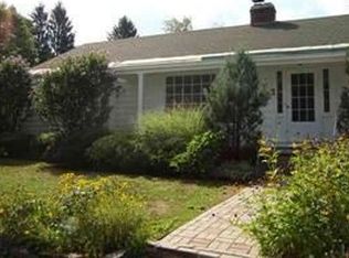 2 Clinton Ave, Troy, NY 12180