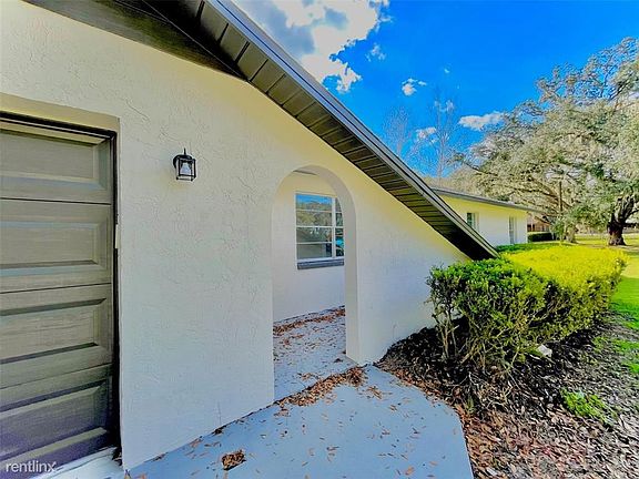 3rd image of 37320R Moore Dr