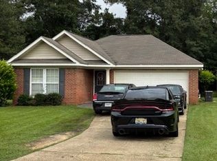 106 Frankfort Dr, Dothan, AL 36305