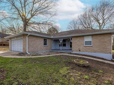 10105 E 35th St, Independence, MO, 64052