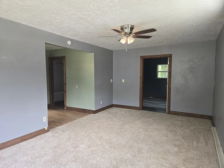 10034 Hillwood Dr #1 — Photo 8